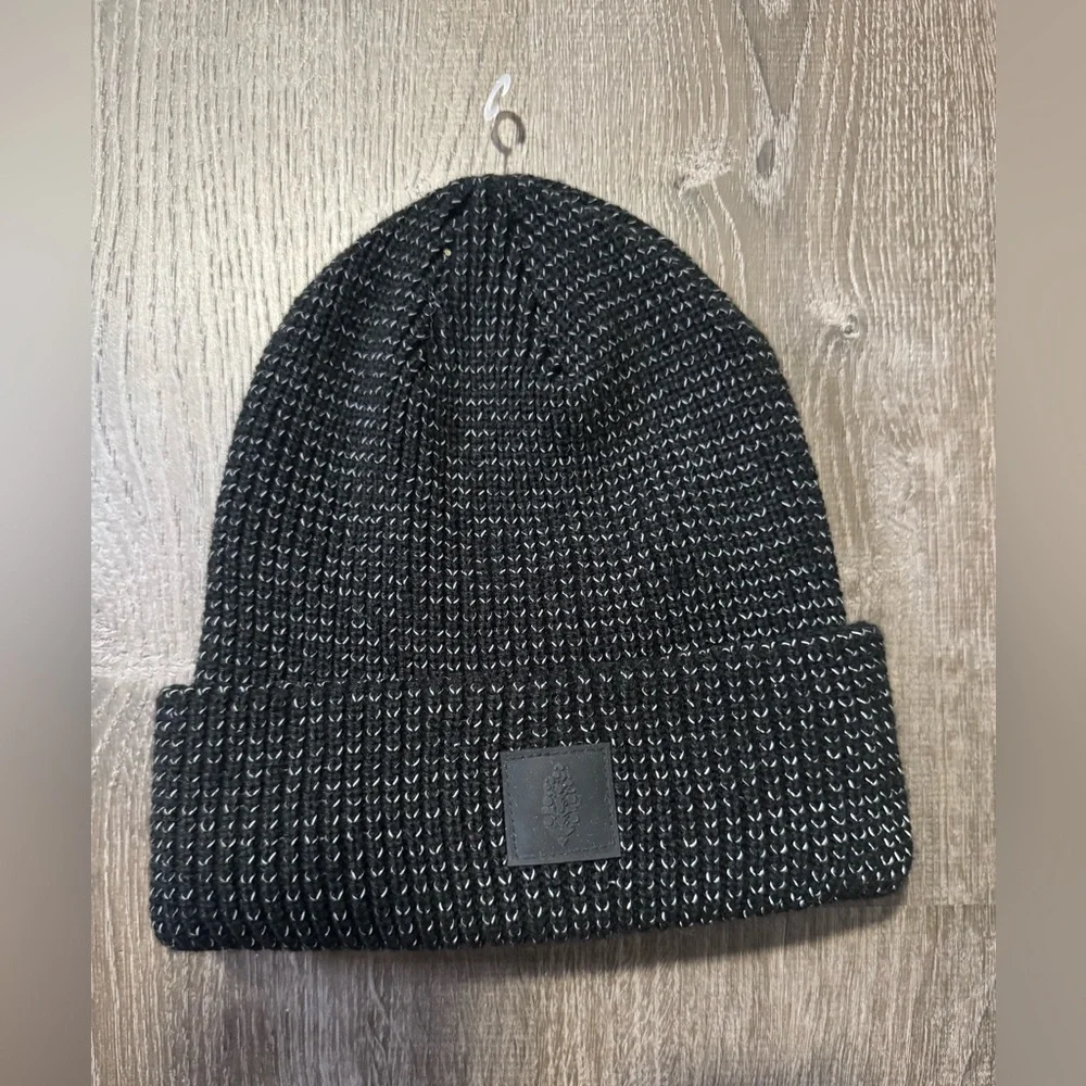 NWT Free People Movement Lets Race Fleece Lined Recycle Yarn Beanie in Black